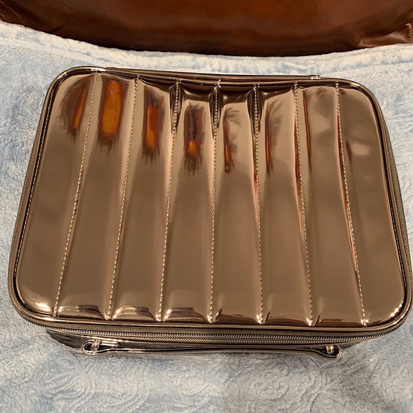 Lancôme Paris 10 Full-Size Favorites Holiday Gift - Picture 3 of 4